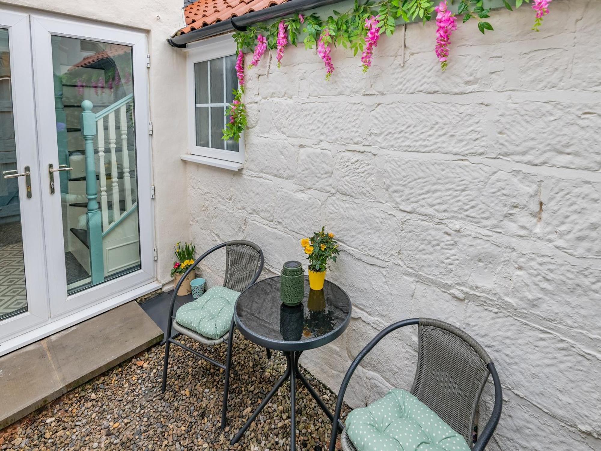The Tipsy Bee At 143, Vila Guisborough Exterior foto
