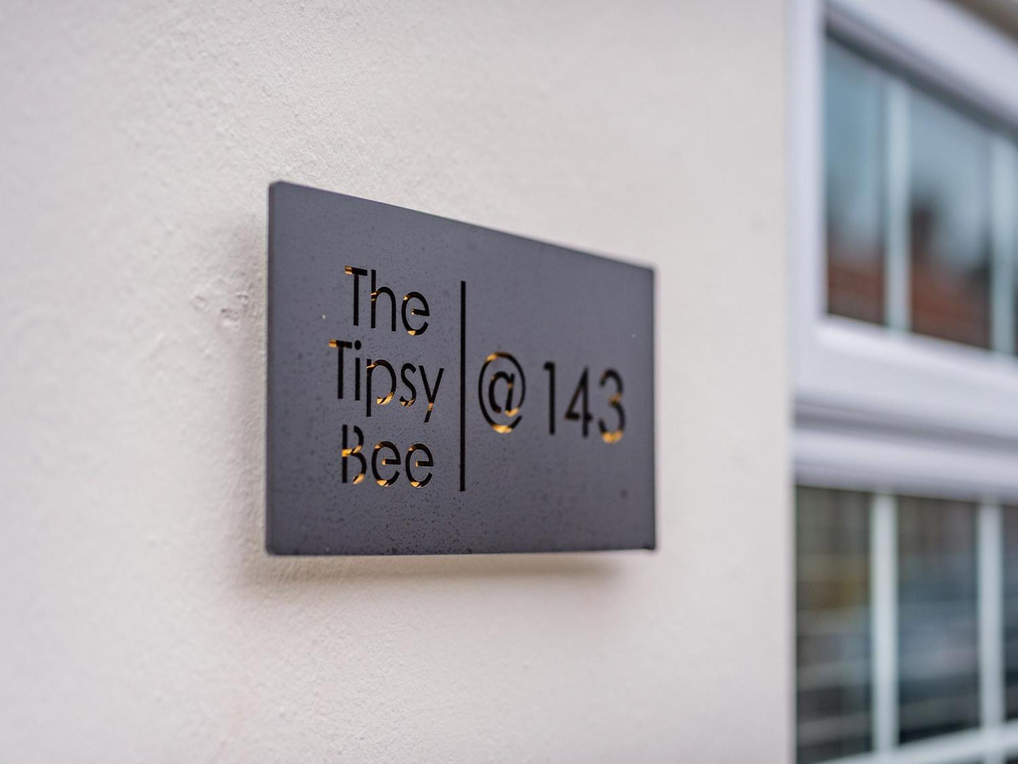 The Tipsy Bee At 143, Vila Guisborough Exterior foto